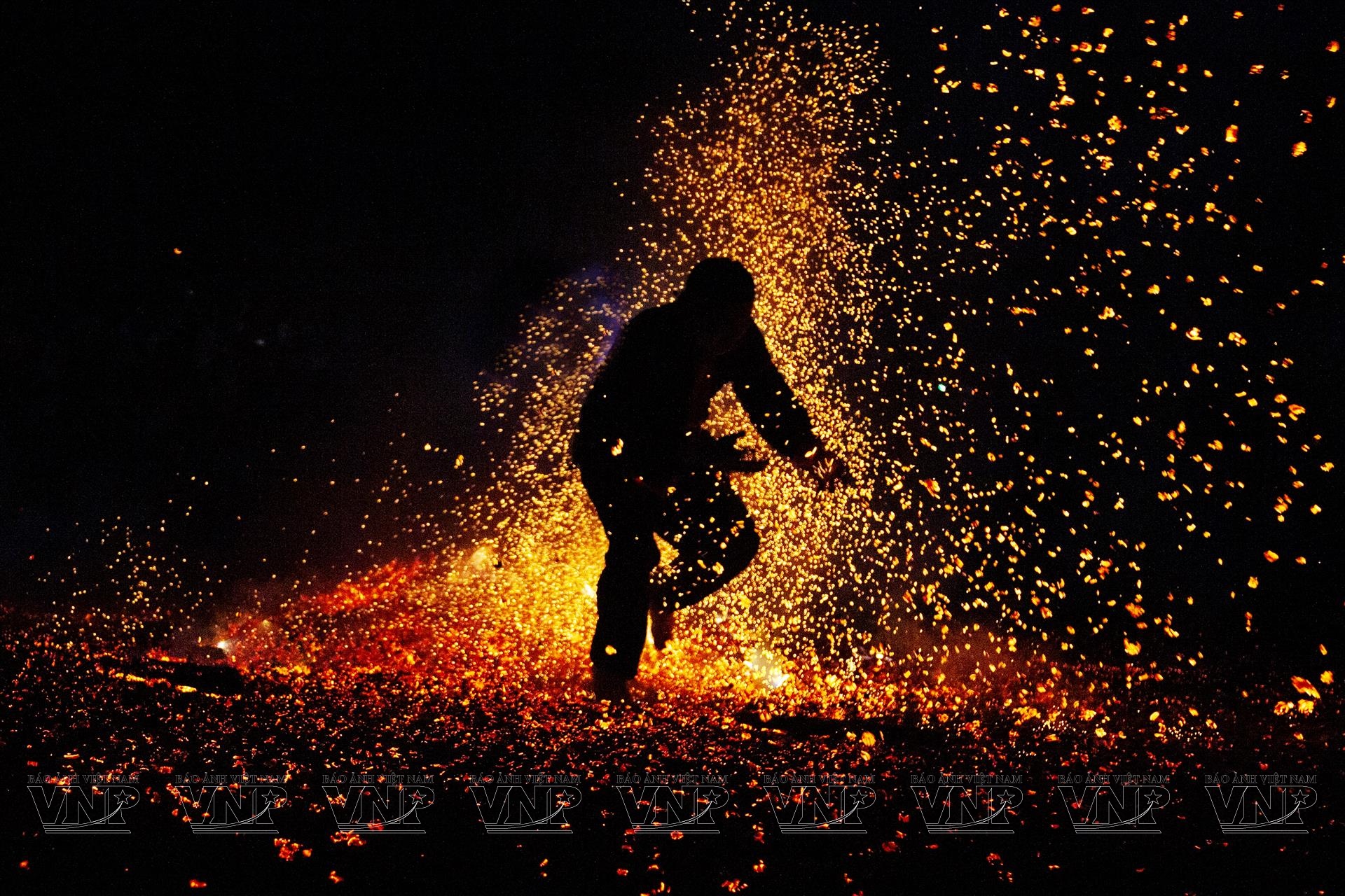 Ha Giang Festivals: 7 Traditional Celebrations to Experience 7 Fire Jumping Festival (Pa Then & Dao Groups)