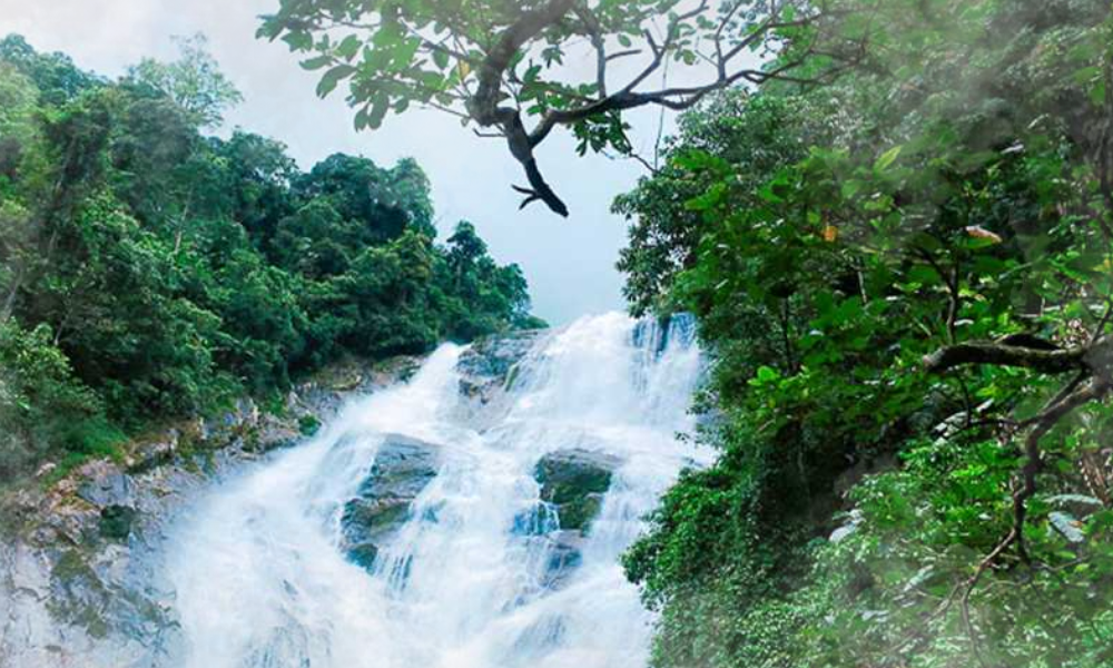 Thi Waterfall (Xin Man District)
