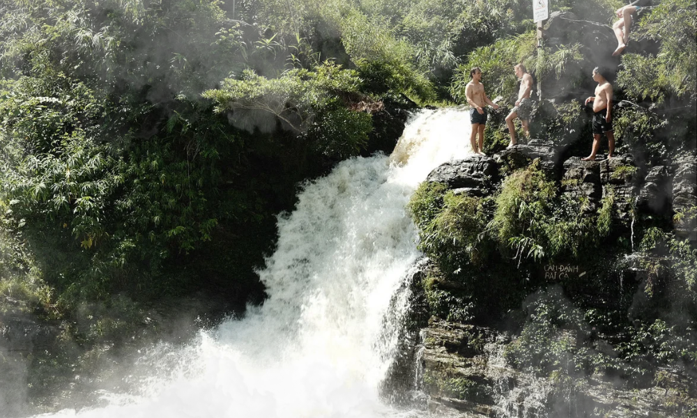 Capturing the beauty of a Ha Giang Loop waterfall requires the right equipment, lighting, and shooting techniques