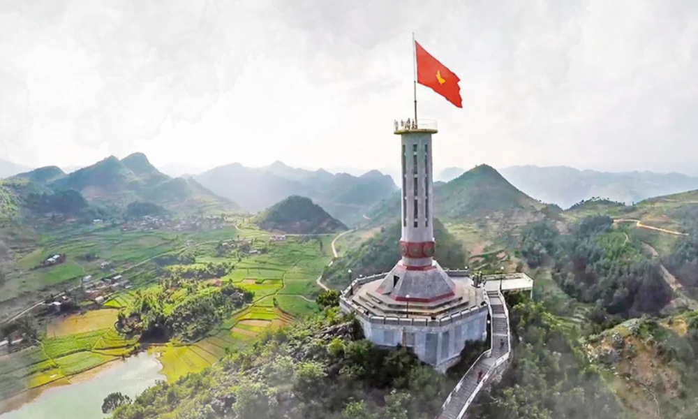 Lung Cu Flag Tower Ha Giang: Ultimate Travel Guide & Tips (2026) 2 The History and Sacred Meaning of Lung Cu Flag Tower