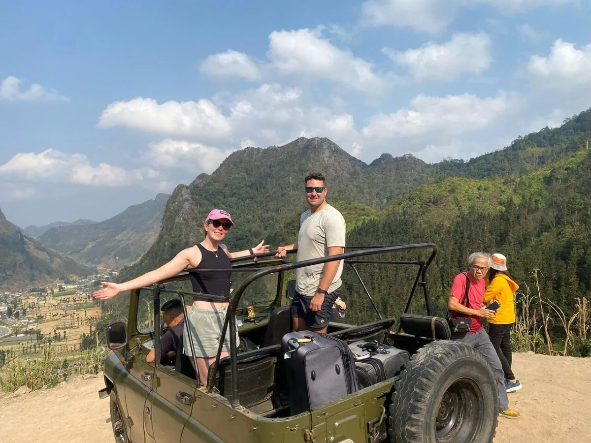 Ha Giang Loop Jeep Tour vs. Motorbike vs. Private Car: Which Is Right for You?